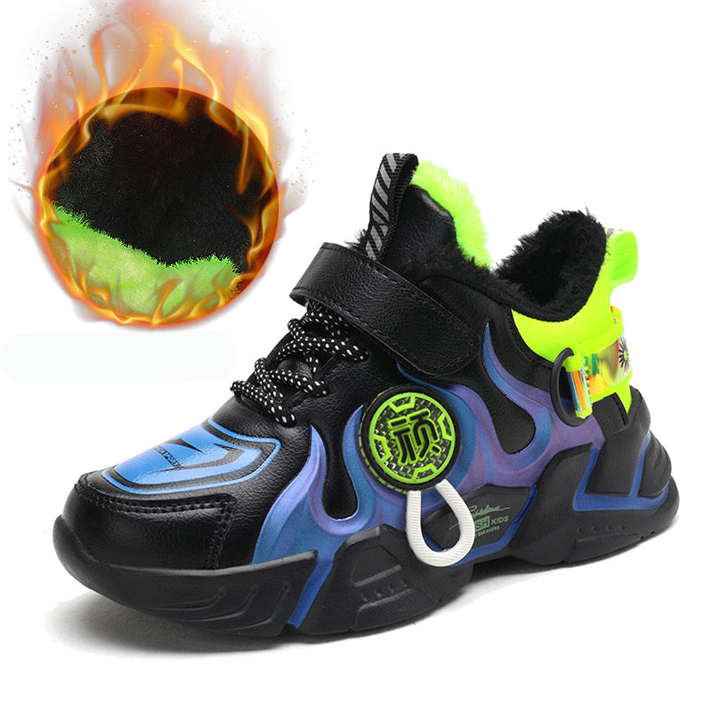 Children's sports shoes