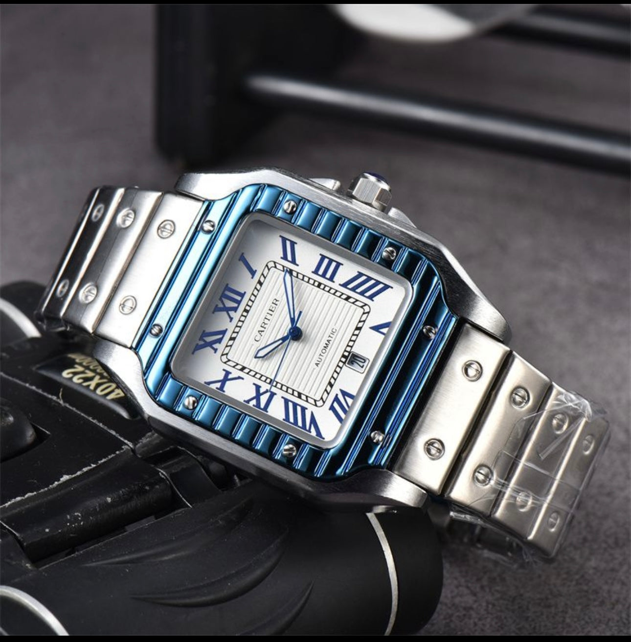 Cartier Uhr. Hochwertige Herrenuhr