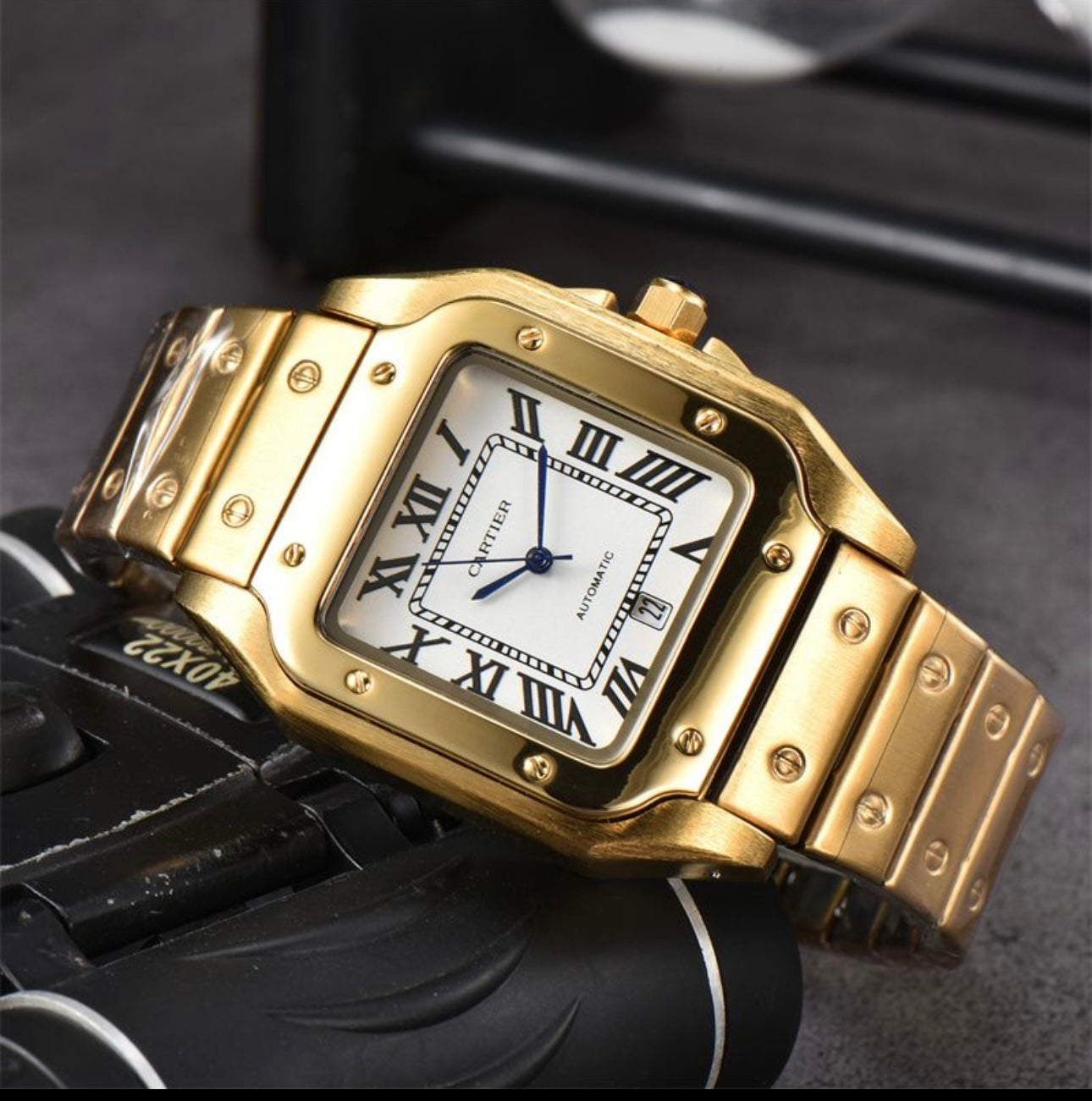 Cartier Uhr. Hochwertige Herrenuhr