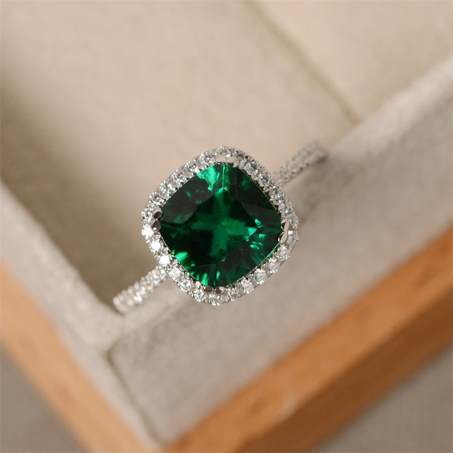 Women's Ring Emerald Marriage Engagement Ring