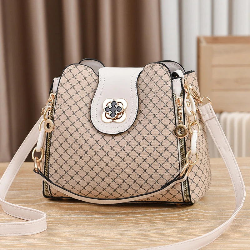 New Women Handbag Bag Luxury Design Bucket Shoulder Crossbody Bag Flip Check Print Large Capacity Single Shoulder Straddle Bag