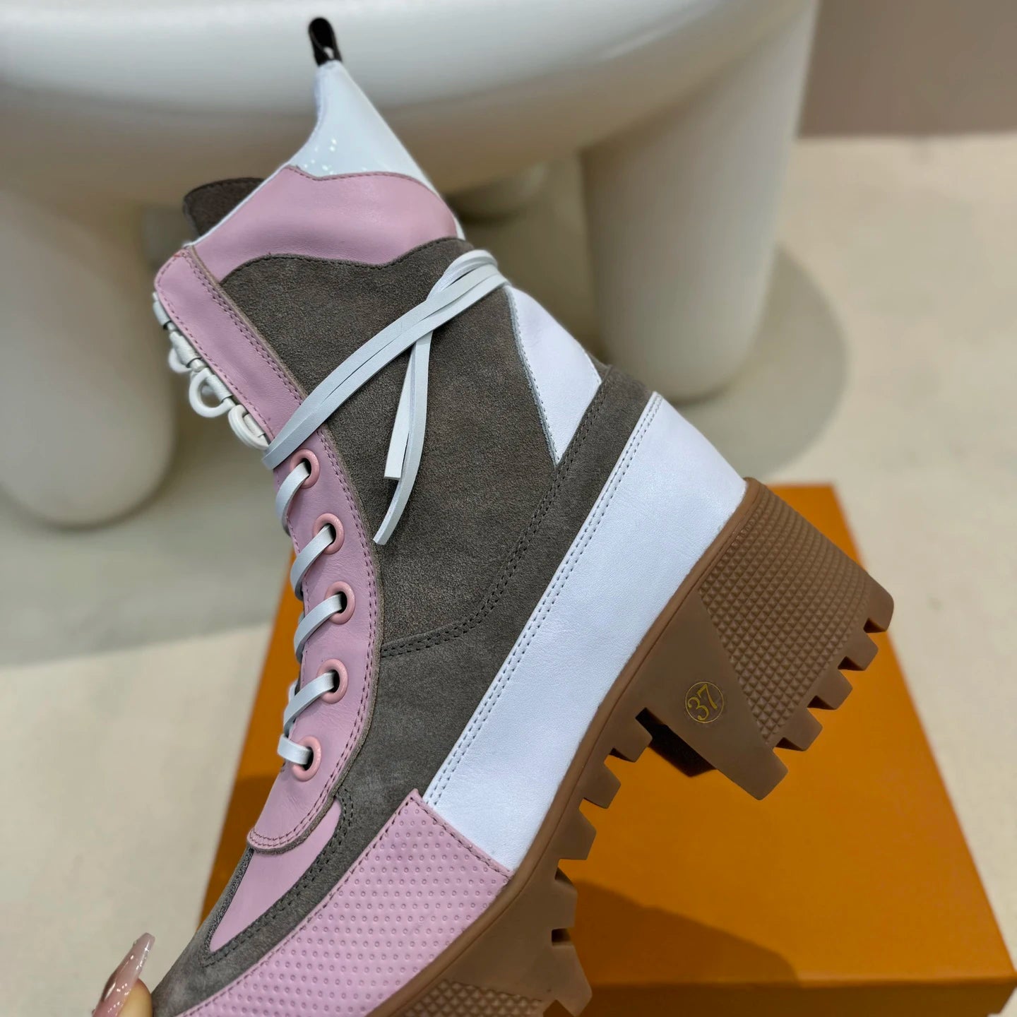 Women's Fashion 2024 New High Heel Ankle Boots Round Toe Sneakers High-top Casual Shoes Genuine Leather Sports Shoes Platform