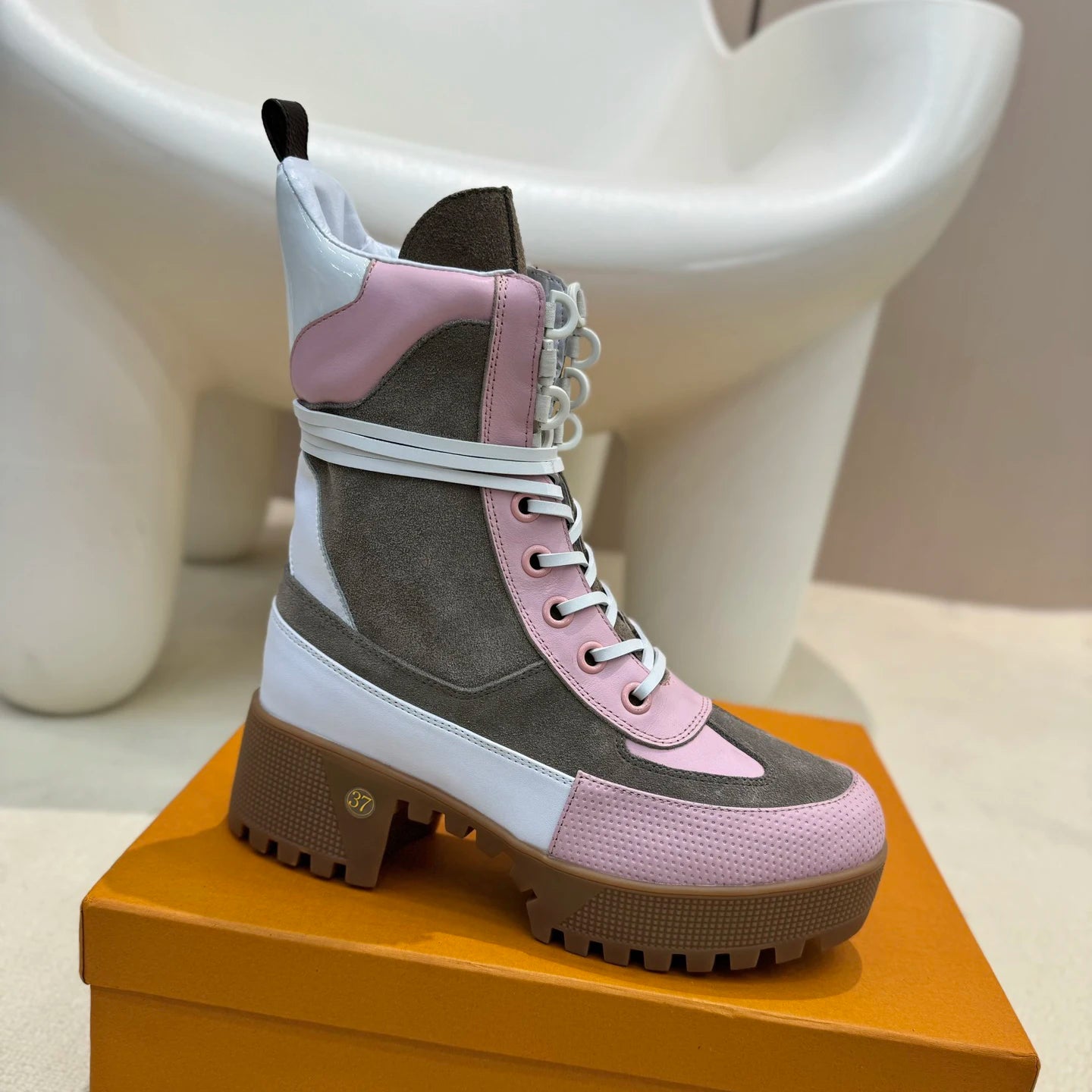 Women's Fashion 2024 New High Heel Ankle Boots Round Toe Sneakers High-top Casual Shoes Genuine Leather Sports Shoes Platform