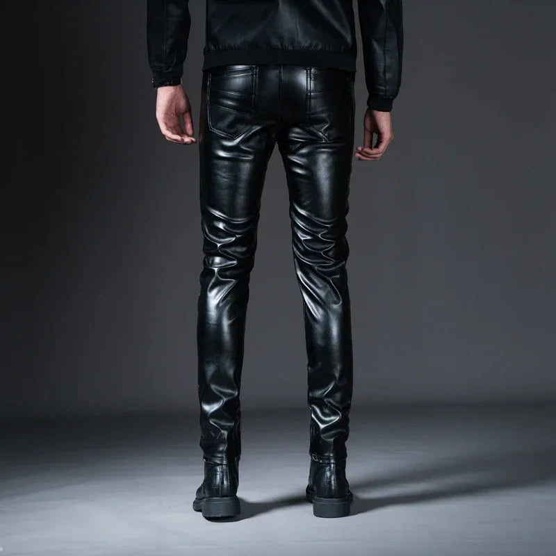 New Winter Mens Skinny Biker Leather Pants Fashion Faux Leather Motorcycle Trousers for Male Stage Club Wear