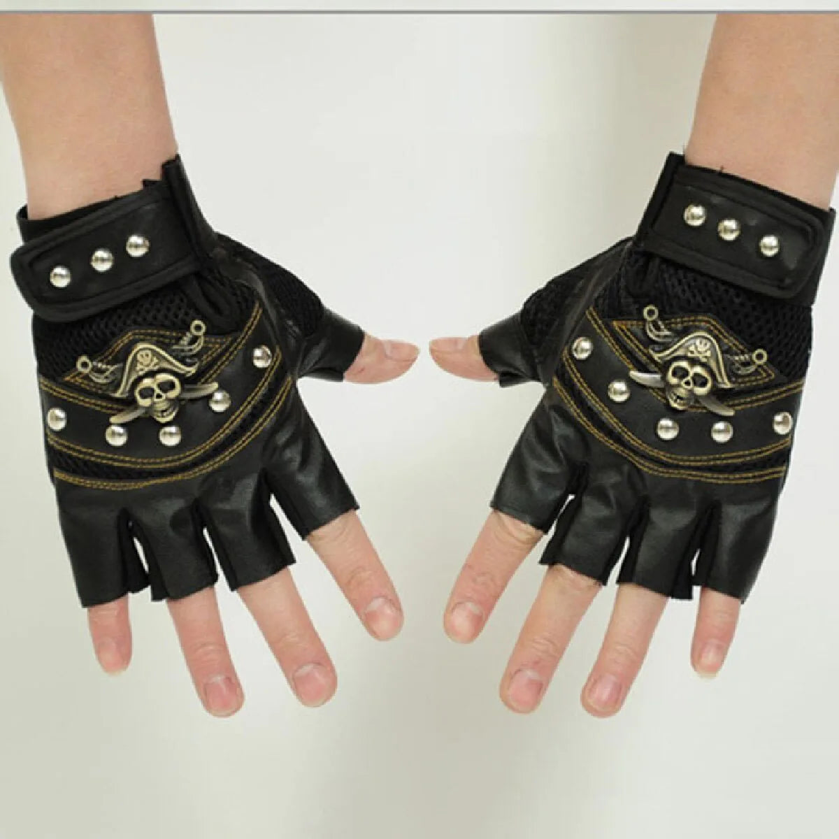 Pirate Captain PU Leather Fingerless Gloves Men Women Skulls Rivet Mitts Hip Hop Gym Gloves Female Moto Half Finger Gloves