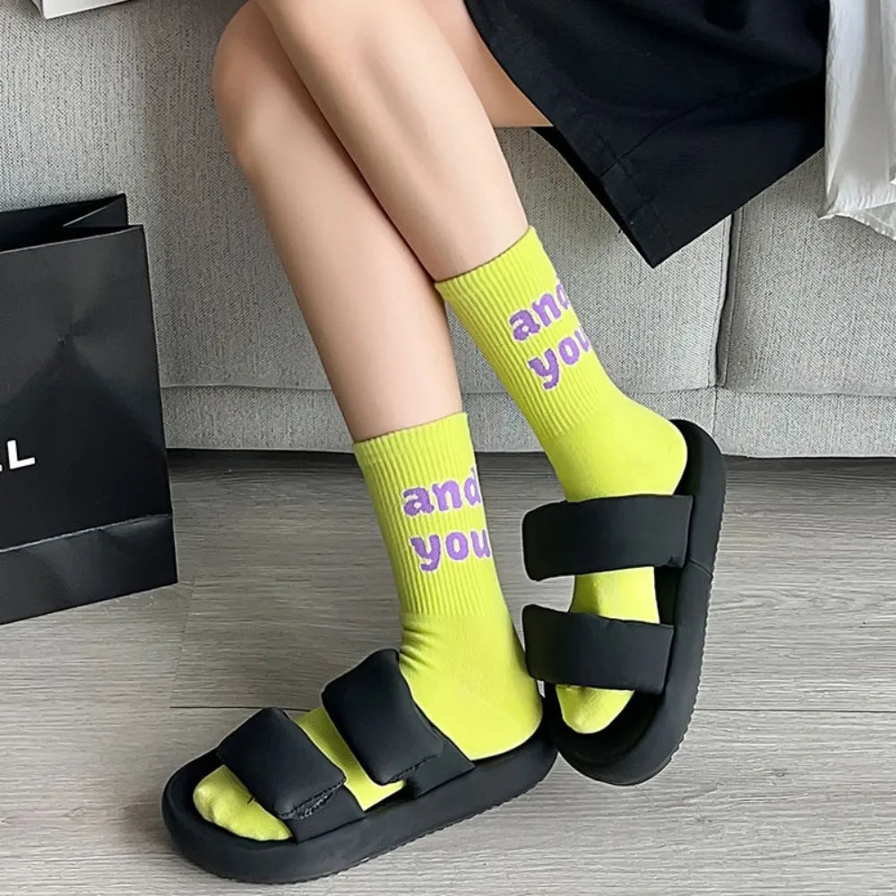 2/3/5 Pairs Women Socks Korean Style Color Letter Fashion Sports Socks Girls Breathable Middle Tube Casual Crew Socks Funny