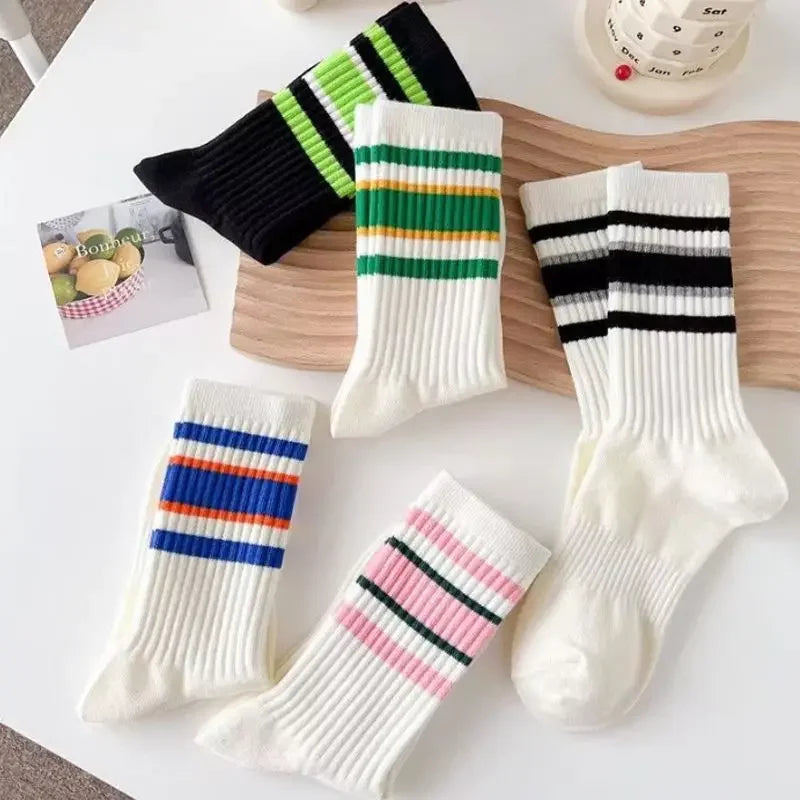 New Fashion Colorful Striped Sports Socks Women Fitness Cycling Running Socks Men Basketball Socks Student Couple Casual Socks