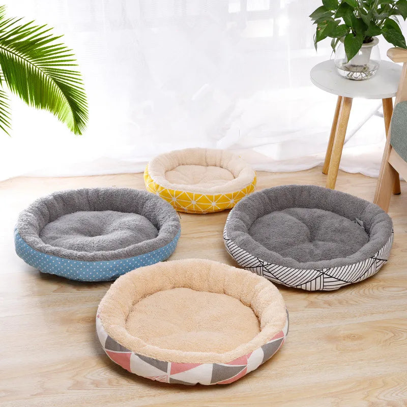 Round Warm Cat Mat Plush Pet Bed Dog Beds Furniture Donut Dog Cat Bed Soft and Comfortable Kitten Bed Warm in Winter Washable