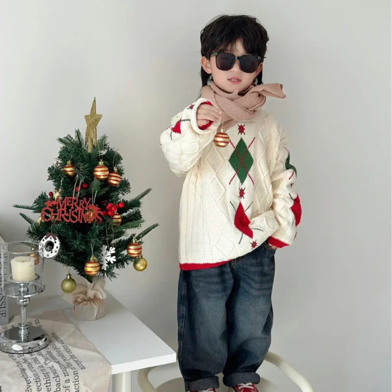 Red and Green Christmas Sweaters for The Whole Family Baby Clothes Winter Women's Knitwear Mom Dad Daughter Son Knitted Jumpers