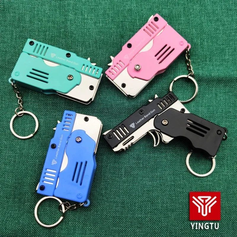 Quality Metal Model  Man Keychain Toy Gun Man Gifts Miniature Alloy Pistol Collection Toy Gift Pendant