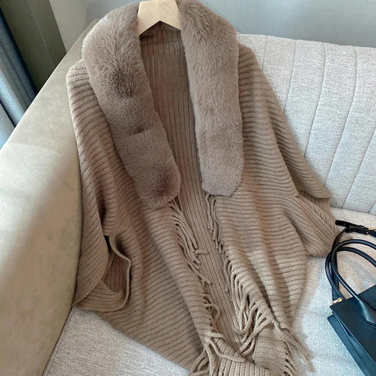 Winter Large Fur Collar Warm Tassel Shawl Knitted Cardigan Cape Shawl Women Stylish Loose Thick Coat 90*90cm