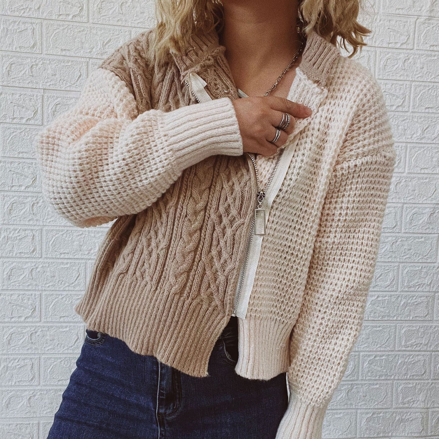 Round Neck Oblique Zipper Twist Color Contrast Patchwork Knitted Cardigan Sweater Coat